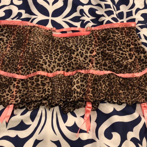 Garter skirt - Picture 2 of 4